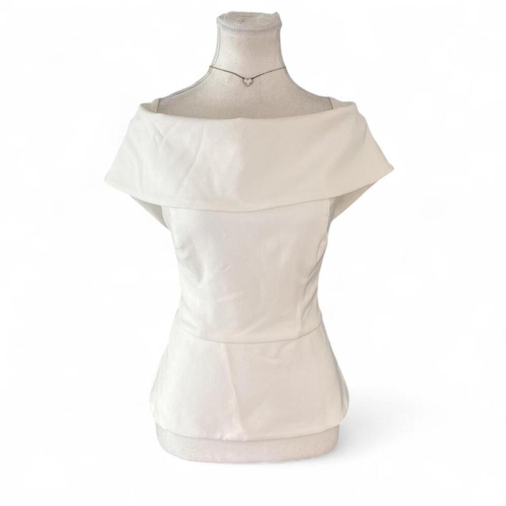 Cue white off the shoulder full length flattering top zipper back, size large 14